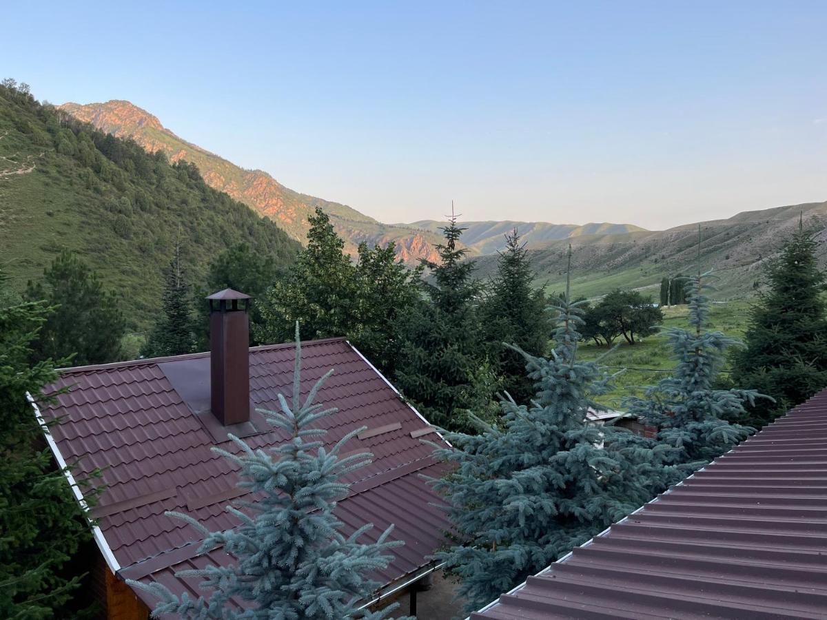 Гостевой Дом Коль-Тор Kegeti Exterior foto