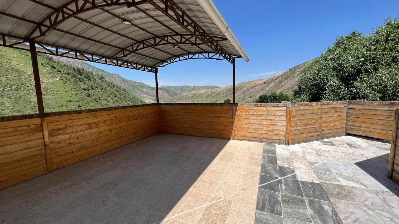 Гостевой Дом Коль-Тор Kegeti Exterior foto